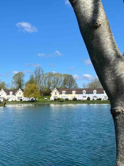 Emerald Lake House South Cerney Zewnętrze zdjęcie