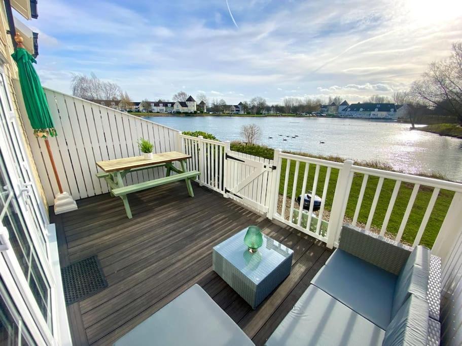 Emerald Lake House South Cerney Zewnętrze zdjęcie